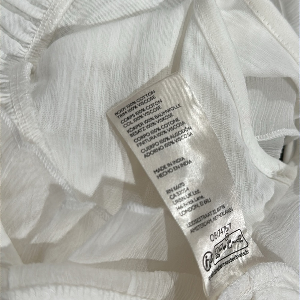Final Sale 👀 No More Low Offers By Anthropologie Ruffled Flutter-Sleeve Top Size - Picture 14 of 15
